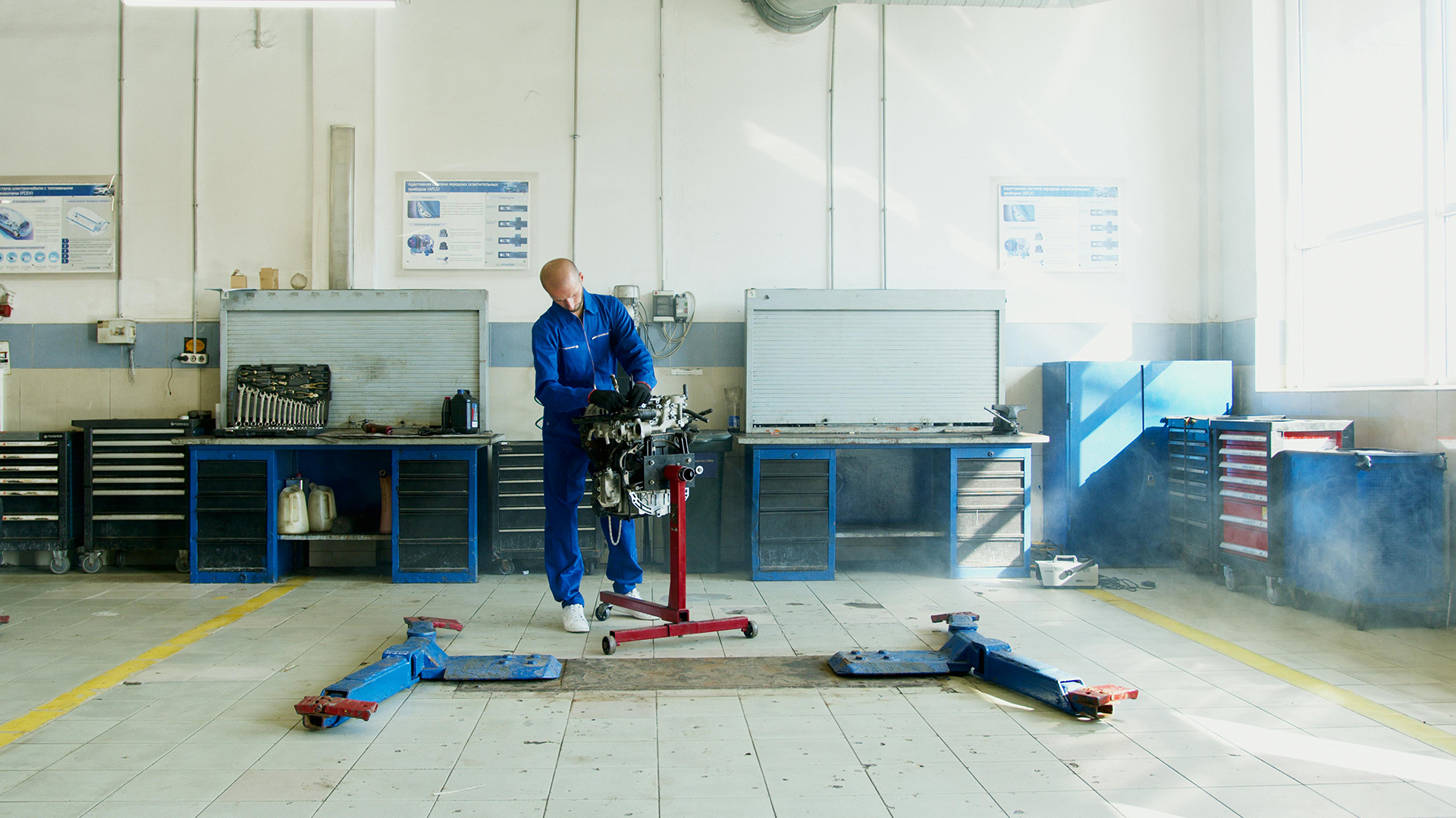 JAC service technician